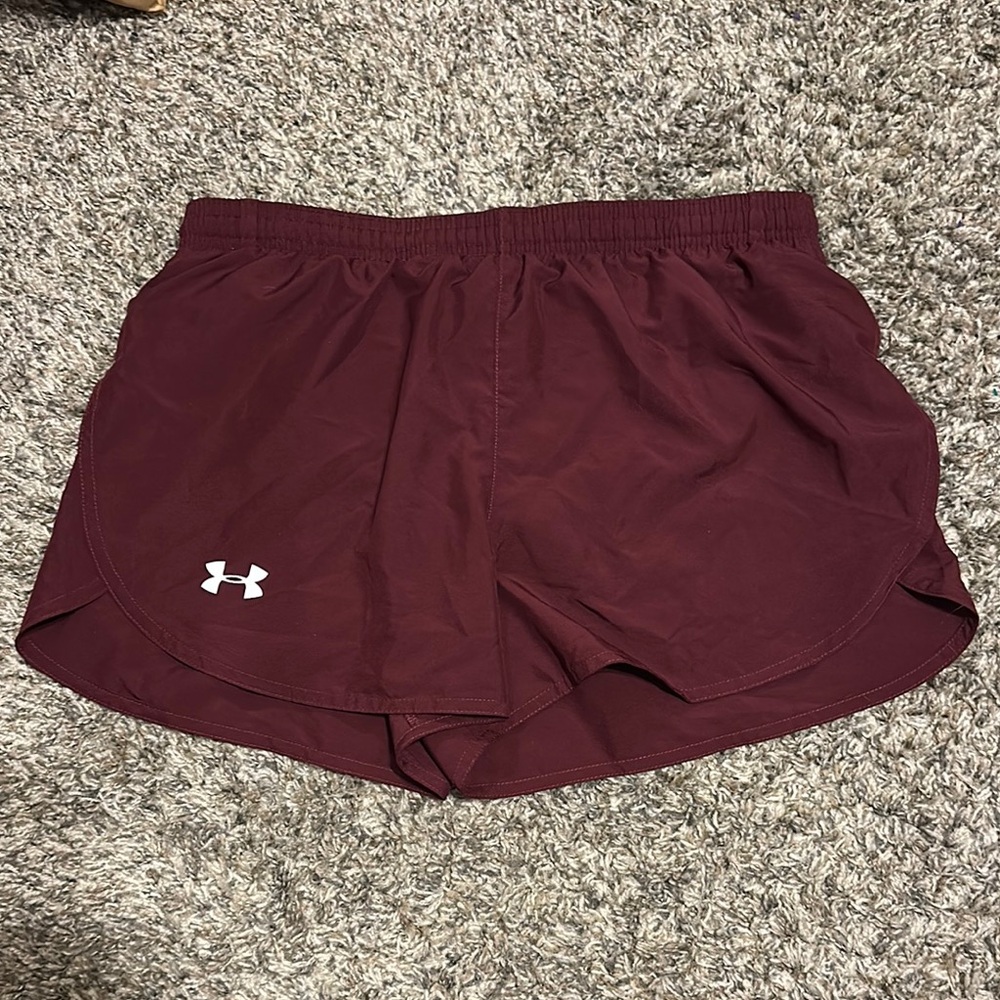 Under Armour Maroon Athletic Shorts Lightweight Performance